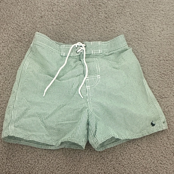 Boys size 7 Green Checkered Swim Shorts - Picture 1 of 9